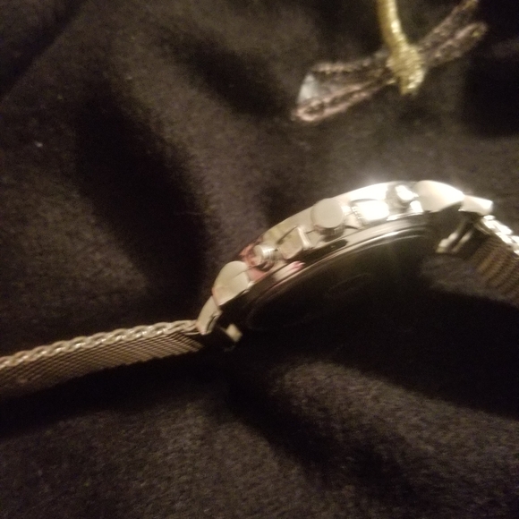 Reduction Sporty Gun Metal WATCH - Picture 8 of 14